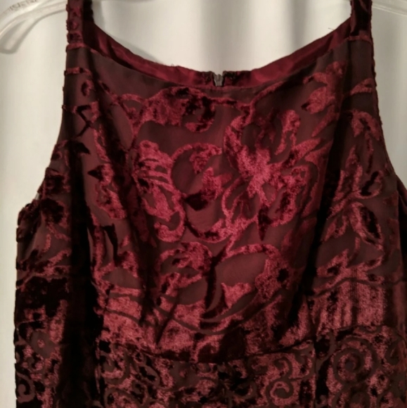 Maroon Spaghetti Strap Dress - Picture 7 of 9